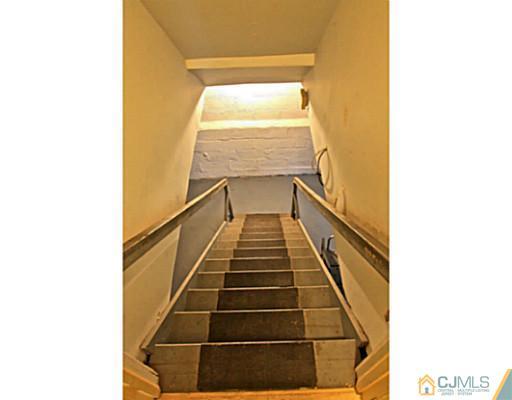946 Raritan Road Clark, NJ 07066 - Photo 18 of 22 Gallery Image 18