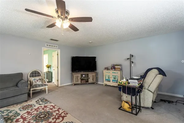 $549,900 | 1 Pineland Lane, Palm Coast, FL 32164