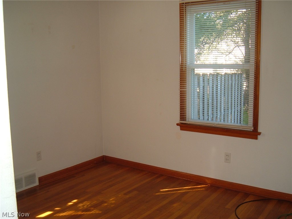 24695 Maple Ridge Road North Olmsted, OH 44070 - Photo 7 of 12 Gallery Image 7