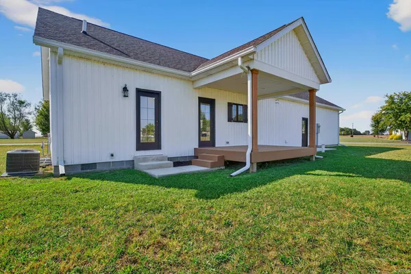 $314,900 | 203 Eagle Drive, Sweetser, IN 46953