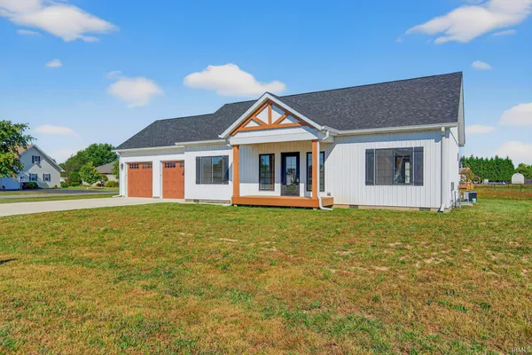 $314,900 | 203 Eagle Drive, Sweetser, IN 46953