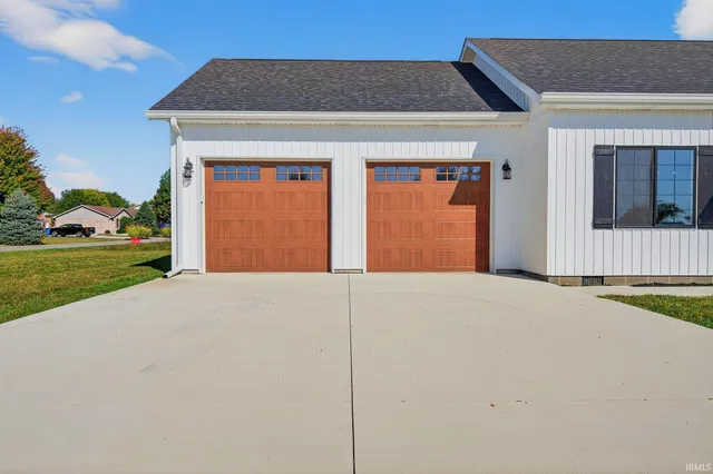 $314,900 | 203 Eagle Drive, Sweetser, IN 46953