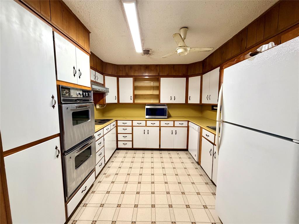 1303 Hanna Valley Road Goldthwaite, TX 76844 - Photo 10 of 30