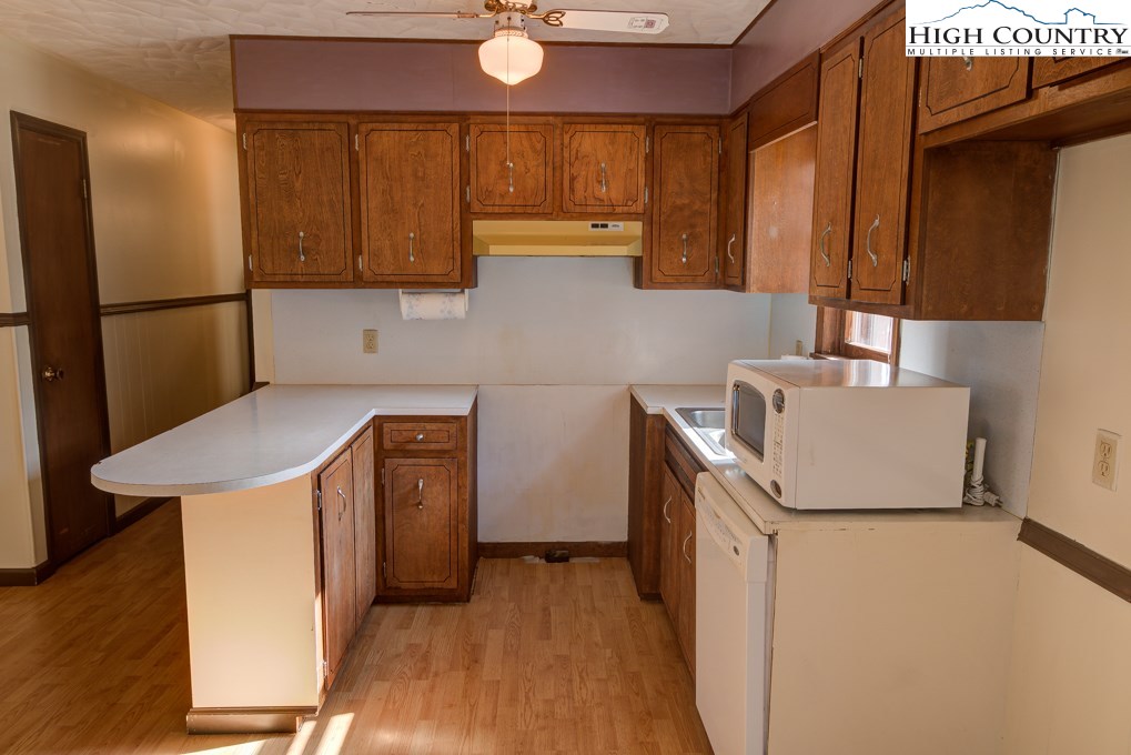 278 Tedder Road Sparta, NC 28675 - Photo 17 of 44 Gallery Image 17