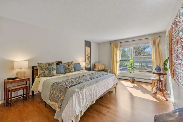 $359,000 | 3030 St Albans Mill Road, Unit 115, Minnetonka, MN 55305