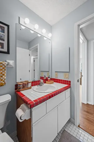 $359,000 | 3030 St Albans Mill Road, Unit 115, Minnetonka, MN 55305