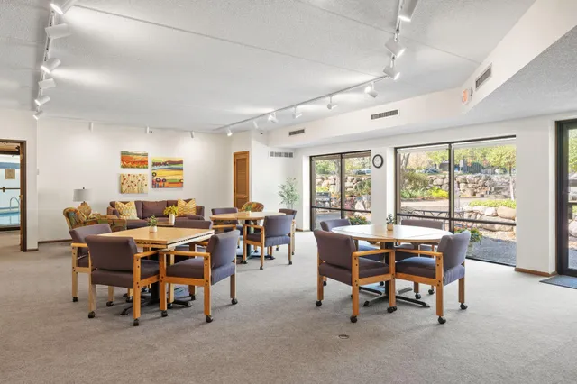 $359,000 | 3030 St Albans Mill Road, Unit 115, Minnetonka, MN 55305