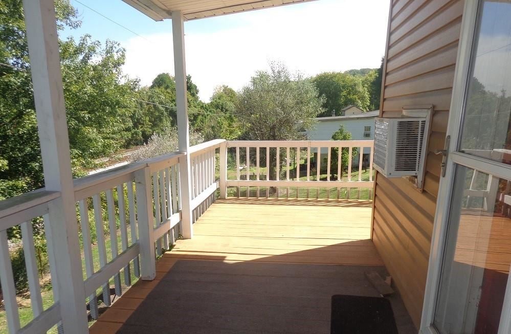 4632 James River Road Huntington, WV 25704 - Photo 10 of 15 Gallery Image 10