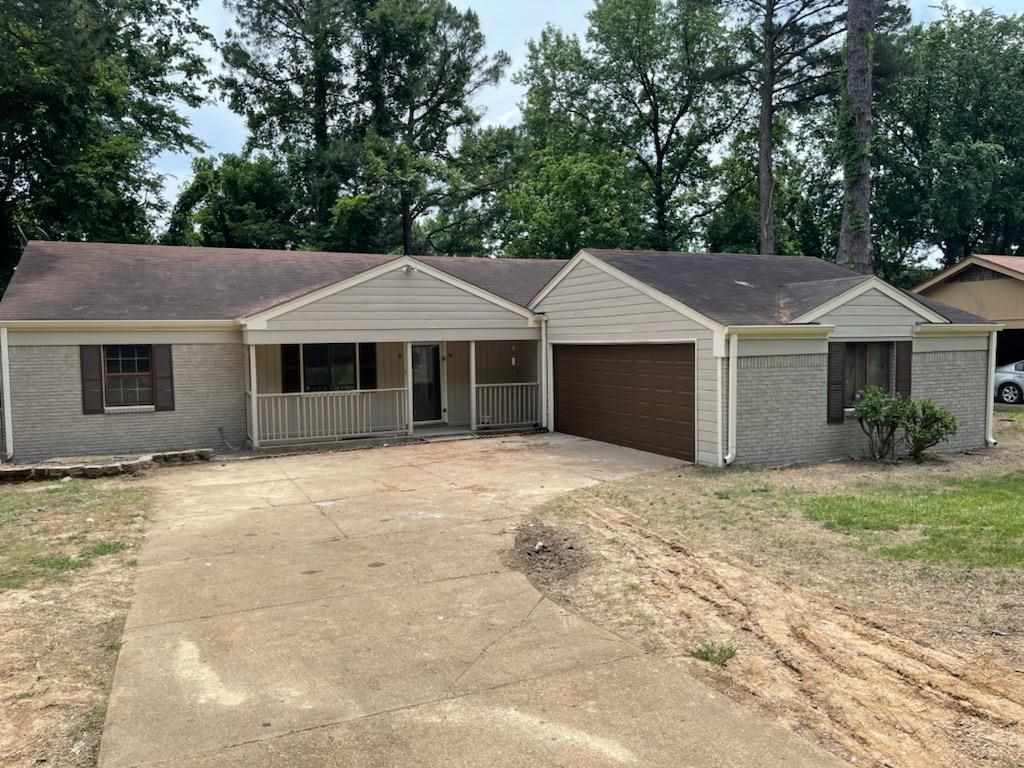 2944 Falkirk Road Memphis, TN 38128 - Photo 1 of 7