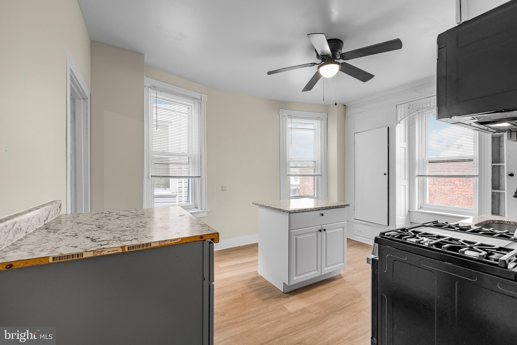 5723 Spruce Street, Unit 2 Philadelphia, PA 19139 - Photo 7 of 16 Kitchen