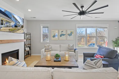 $699,900 | 453 Mill Street, Unit 802, Fontana, WI 53125