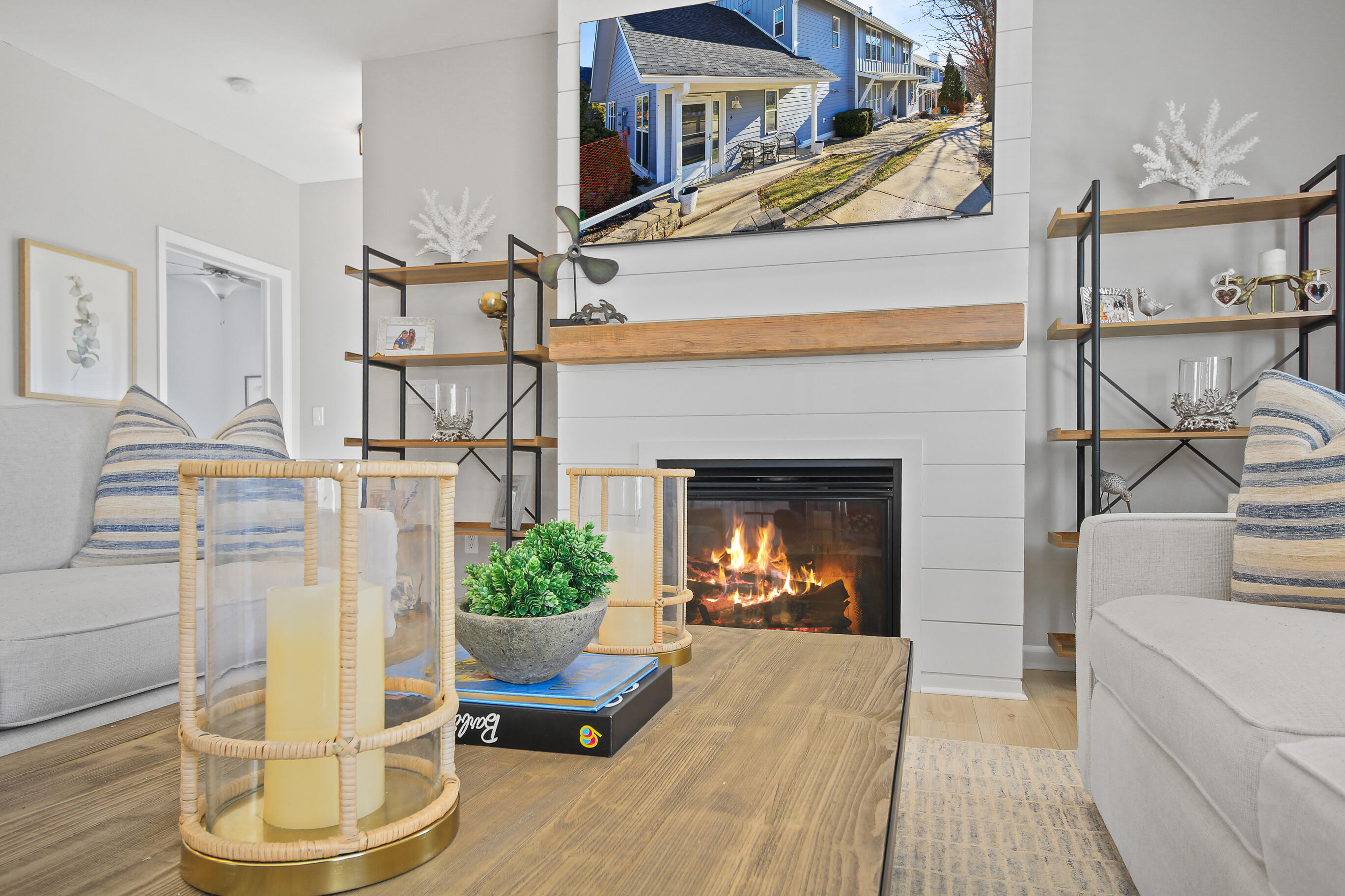 453 Mill Street, Unit 802 Fontana, WI 53125 - Photo 10 of 57 Gas Fireplace