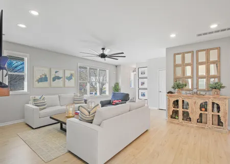 $699,900 | 453 Mill Street, Unit 802, Fontana, WI 53125