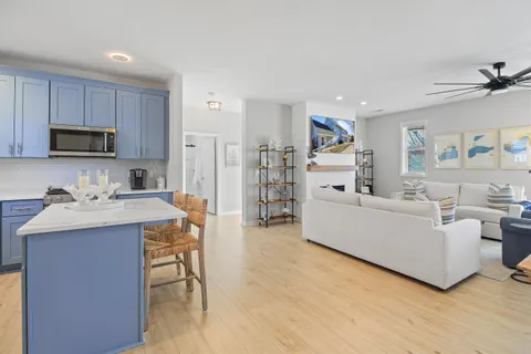 $699,900 | 453 Mill Street, Unit 802, Fontana, WI 53125