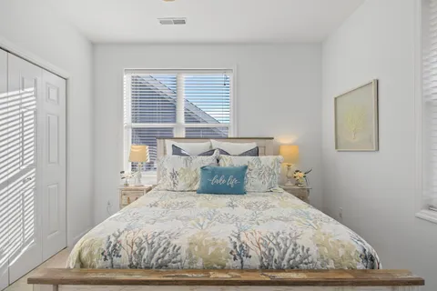 $699,900 | 453 Mill Street, Unit 802, Fontana, WI 53125