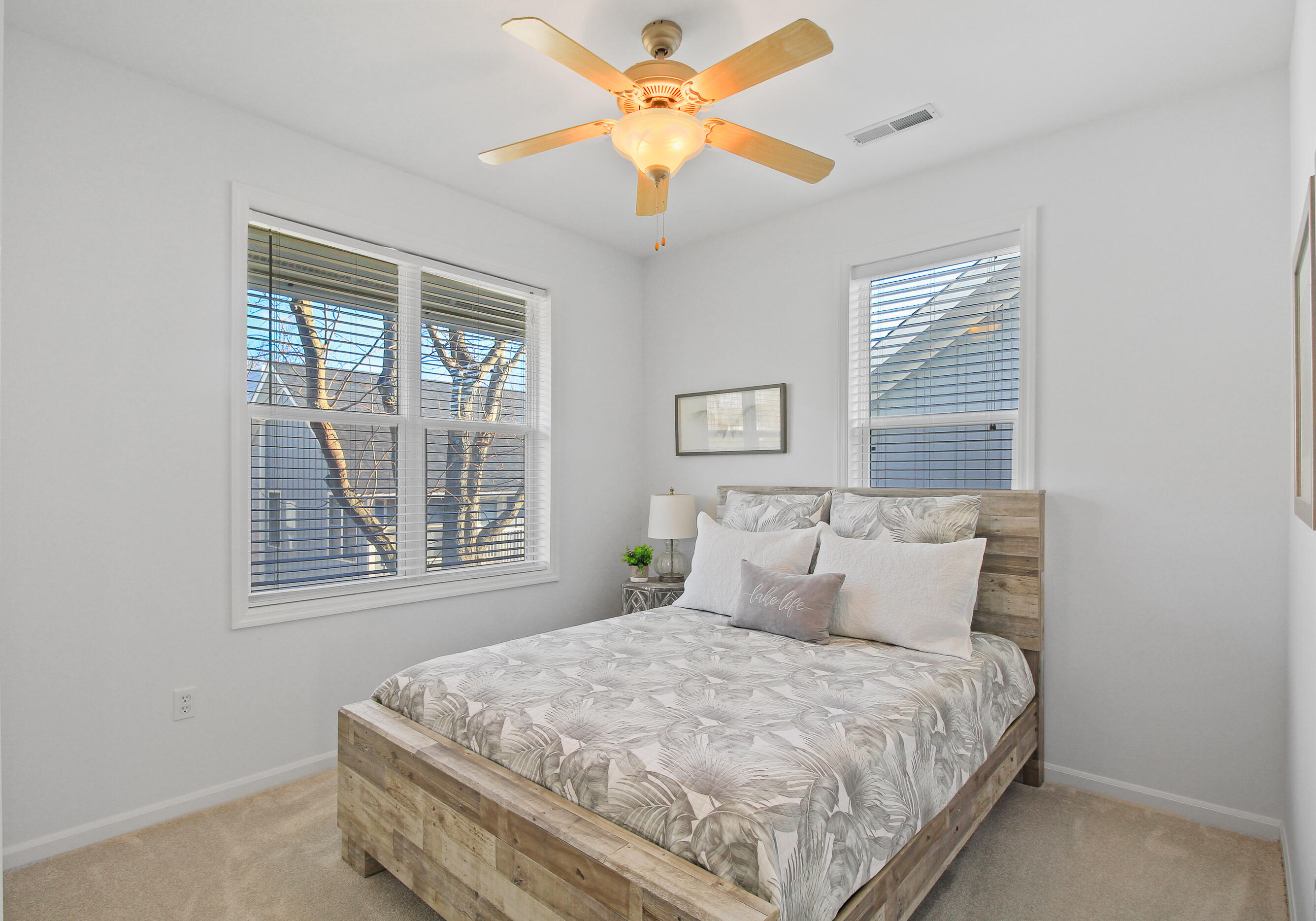 453 Mill Street, Unit 802 Fontana, WI 53125 - Photo 41 of 57 Bedroom 3