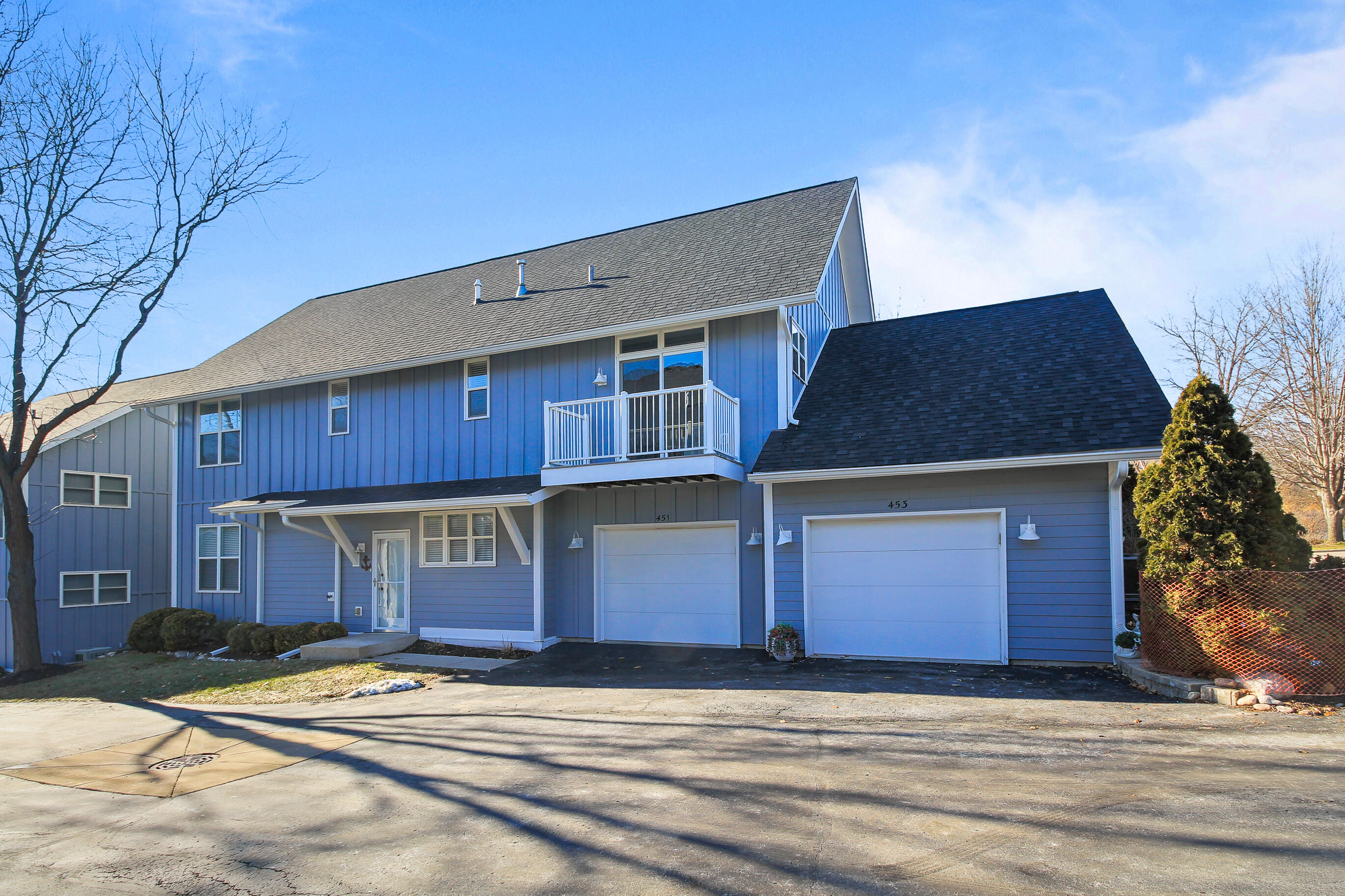 453 Mill Street, Unit 802 Fontana, WI 53125 - Photo 46 of 57 Private Courtyard Garage Entrance