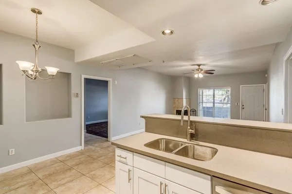 $1,595 | 500 North Gila Springs Boulevard, Unit 121, Chandler, AZ 85226