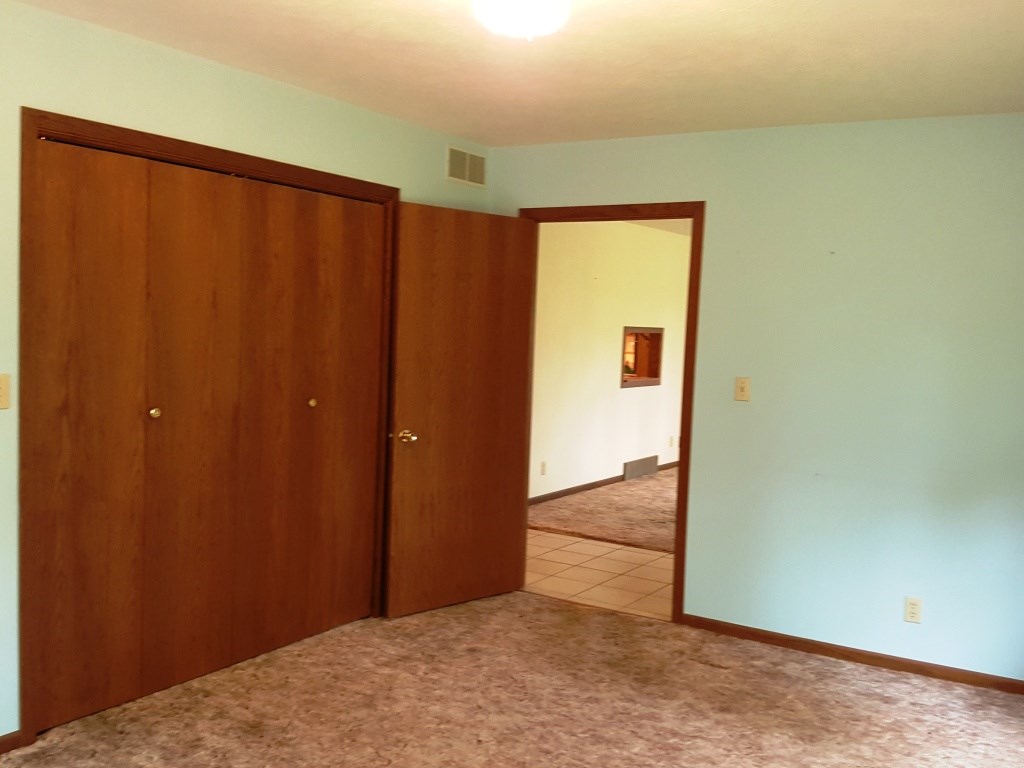 18000 East Rock Grove Road Davis, IL 61019 - Photo 11 of 21 Gallery Image 11