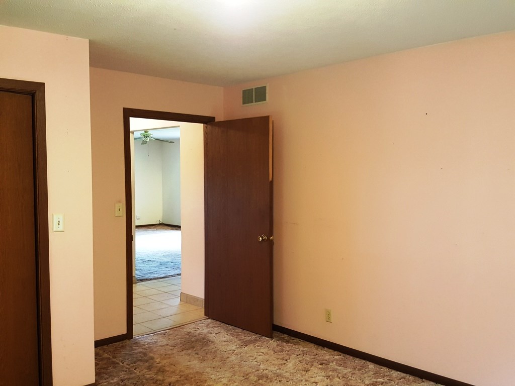 18000 East Rock Grove Road Davis, IL 61019 - Photo 14 of 21 Gallery Image 14