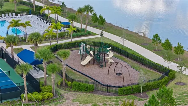 $3,500 | 7328 Portlight Lane, Sarasota, FL 34240