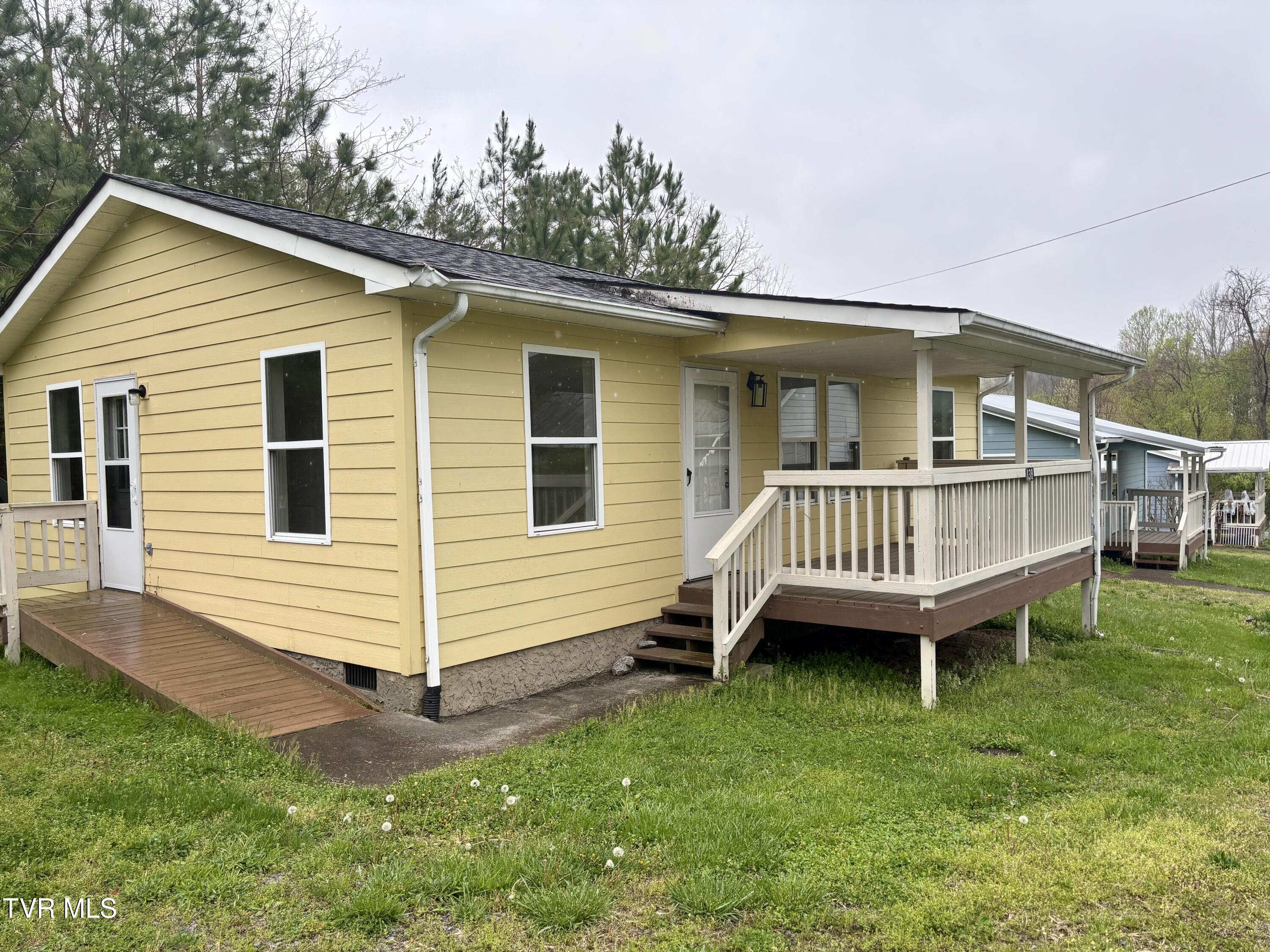 138 Jack Rival Way Dungannon, VA 24245 - Photo 3 of 26 3