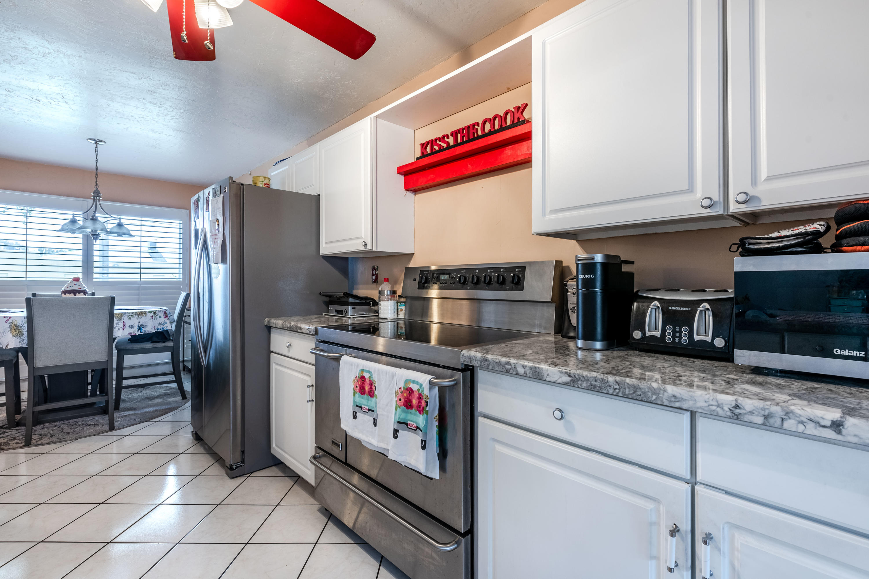 3341 Raleigh Street, Unit 2F Hollywood, FL 33021 - Photo 10 of 32 3341 Raleigh Str Unit 2F (11 of 36)