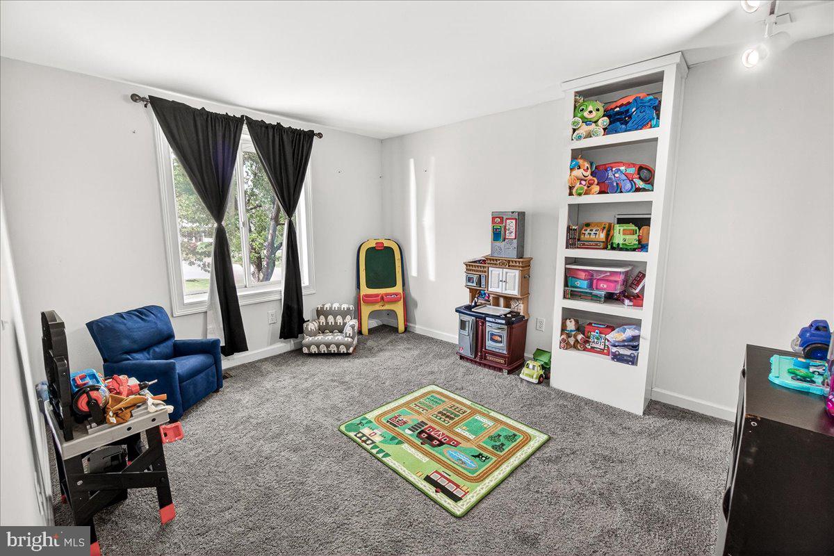 17628 Collier Circle Poolesville, MD 20837 - Photo 39 of 69 Bedroom #5