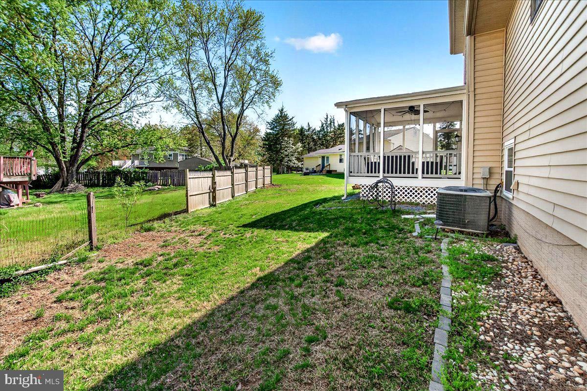 17628 Collier Circle Poolesville, MD 20837 - Photo 10 of 69 Bring the garden tools!