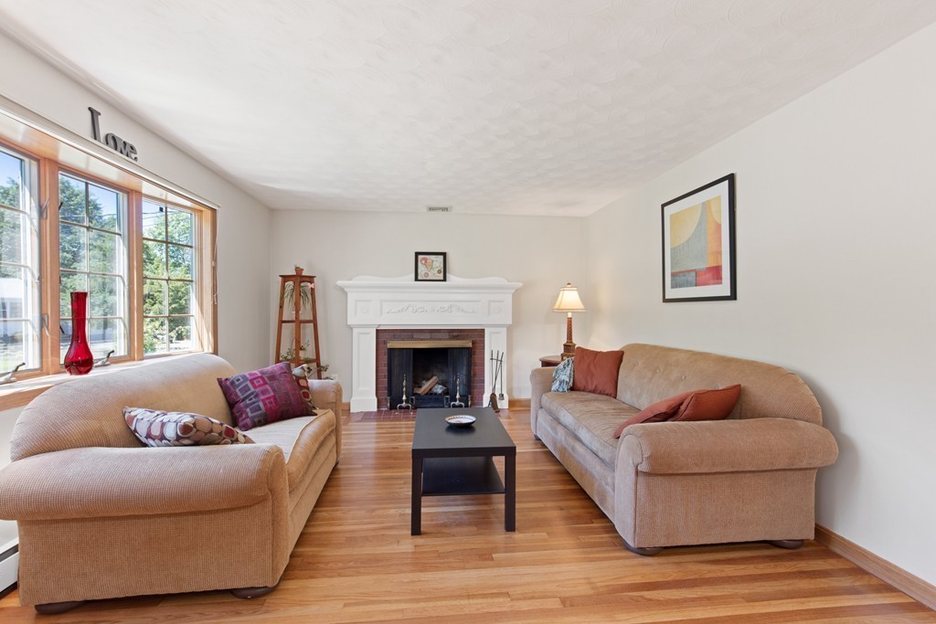 38 Lillian Road Stoughton, MA 02072 - Photo 1 of 30 Gallery Image 1