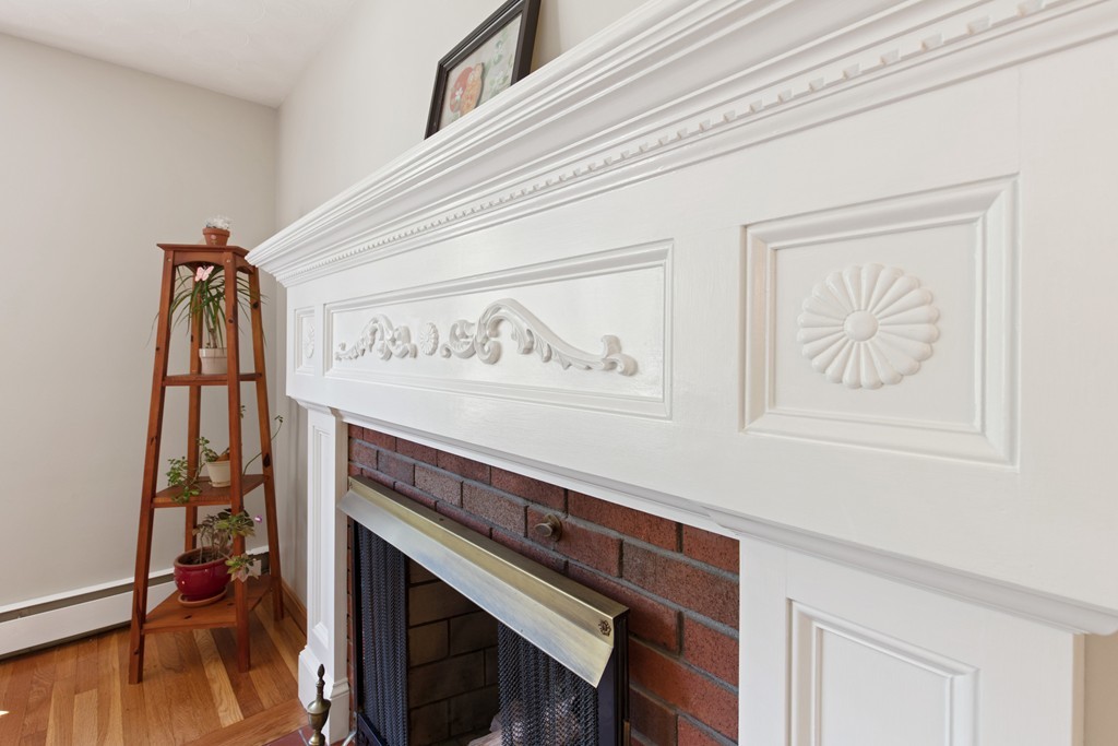 38 Lillian Road Stoughton, MA 02072 - Photo 4 of 30 Gallery Image 4