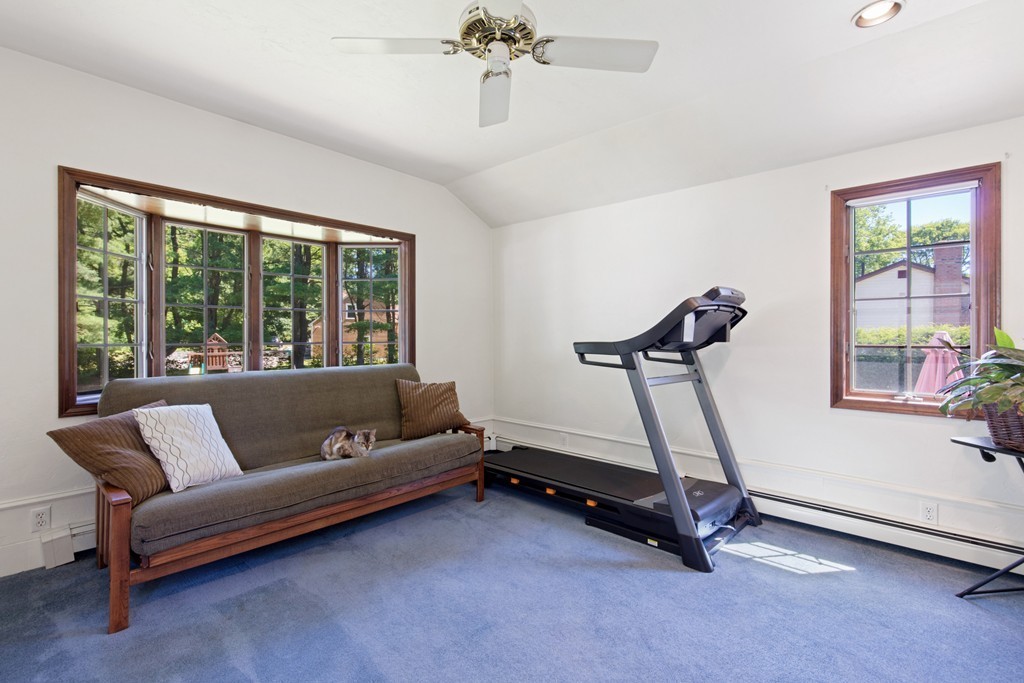 38 Lillian Road Stoughton, MA 02072 - Photo 10 of 30 Gallery Image 10