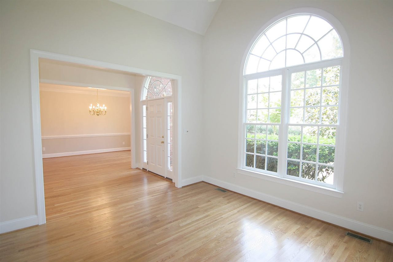 8708 Bell Grove Way Raleigh, NC 27615 - Photo 9 of 25 Living Room