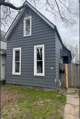 $97,250 | 216 East Maryland Street, Evansville, IN 47711