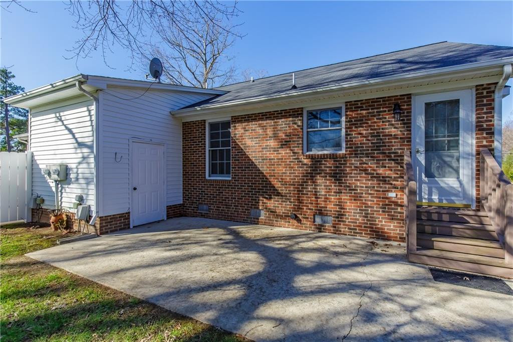 1916 Malone Road, Unit A Burlington, NC 27215 - Photo 19 of 20 Gallery Image 19