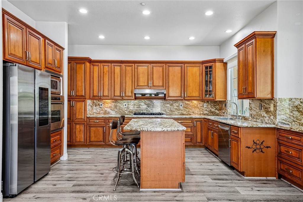 6050 Cannich Road Riverside, CA 92507 - Photo 10 of 44