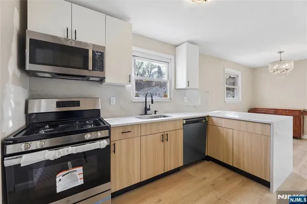 $689,000 | 478 Riverside Terrace, Rutherford, NJ 07070