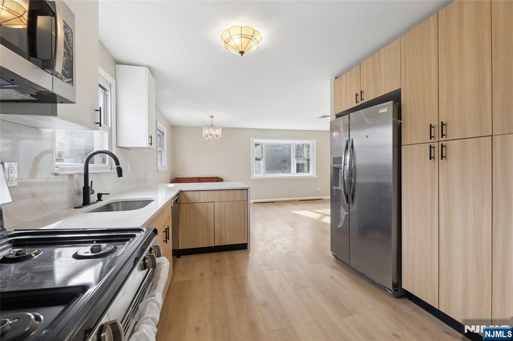 478 Riverside Terrace Rutherford, NJ 07070 - Photo 16 of 36