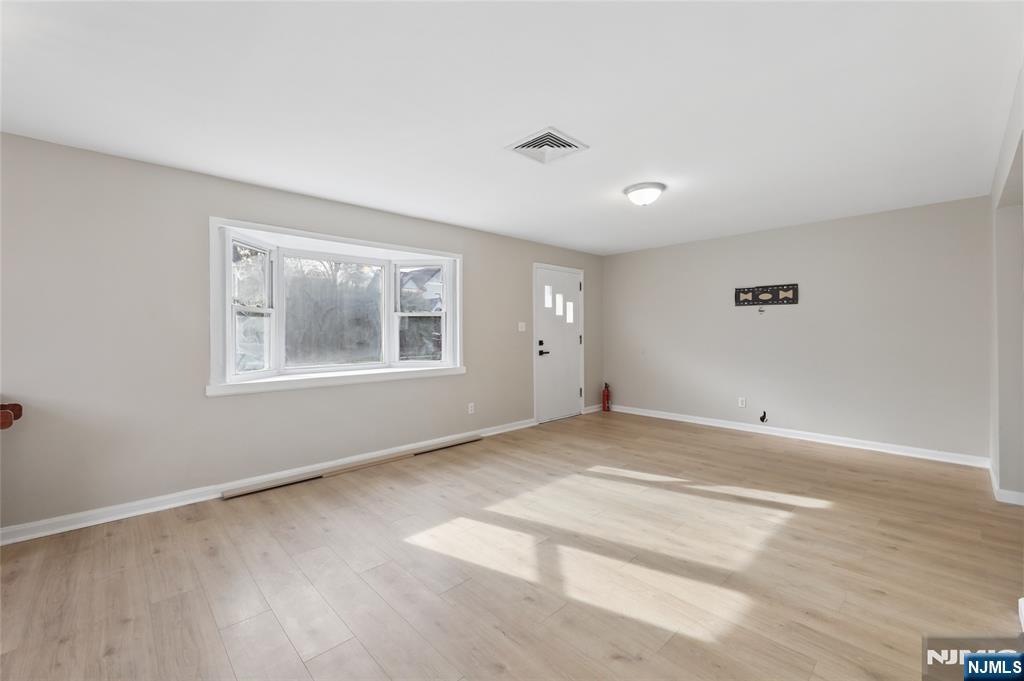 478 Riverside Terrace Rutherford, NJ 07070 - Photo 18 of 36