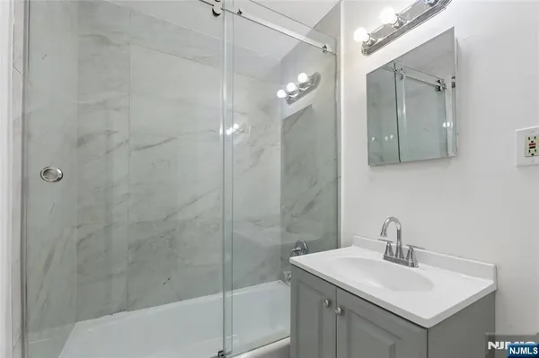 $689,000 | 478 Riverside Terrace, Rutherford, NJ 07070