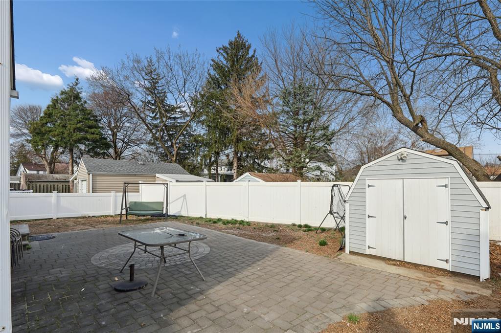 478 Riverside Terrace Rutherford, NJ 07070 - Photo 4 of 36