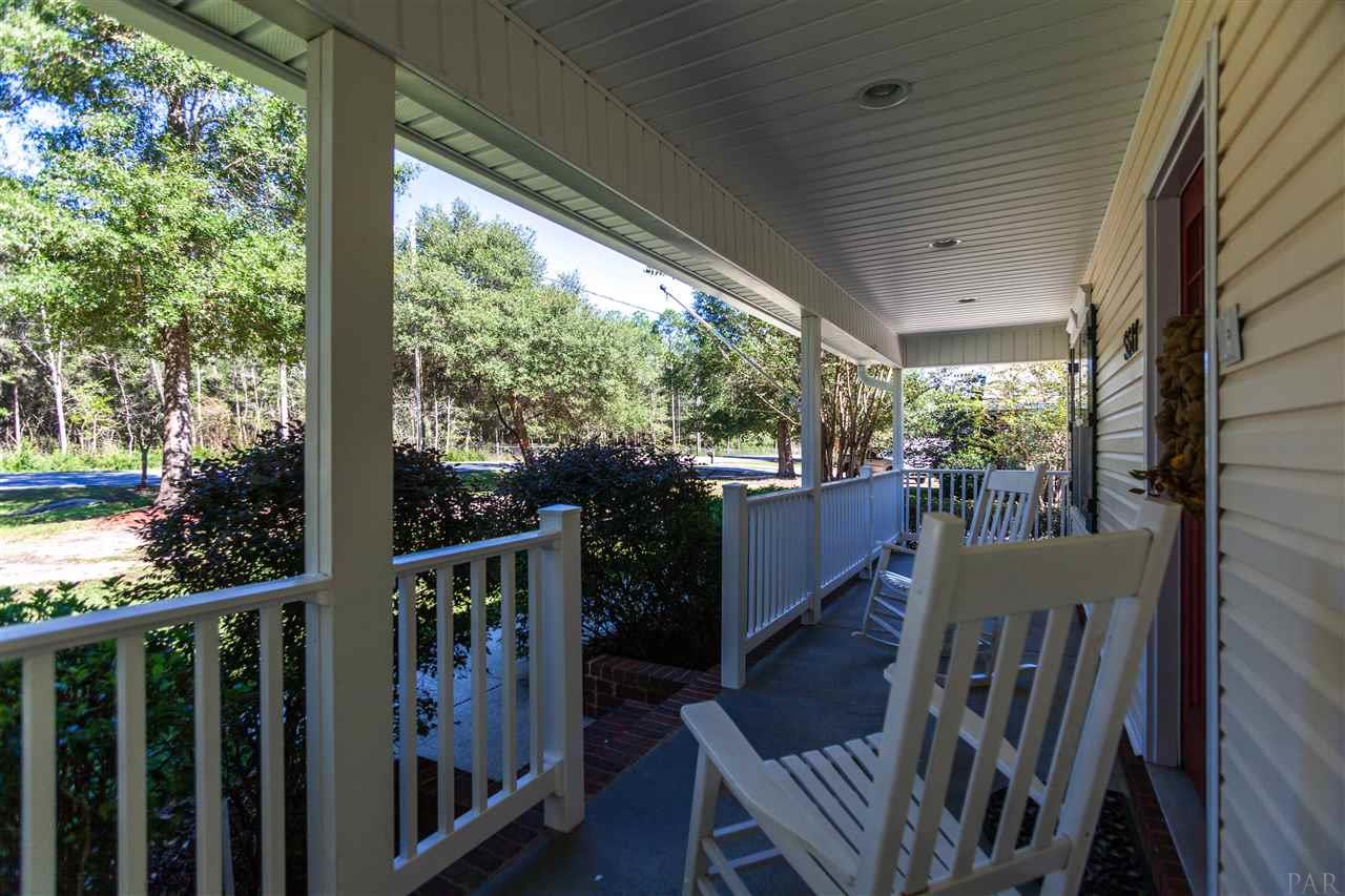 5517 Berryhill Road Milton, FL 32570 - Photo 3 of 32