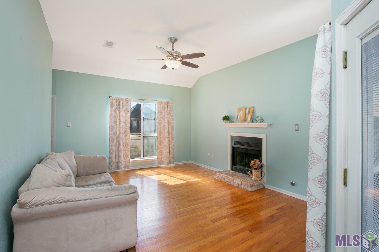 13629 Parwood Avenue Baton Rouge, LA 70816 - Photo 5 of 22 Gallery Image 5