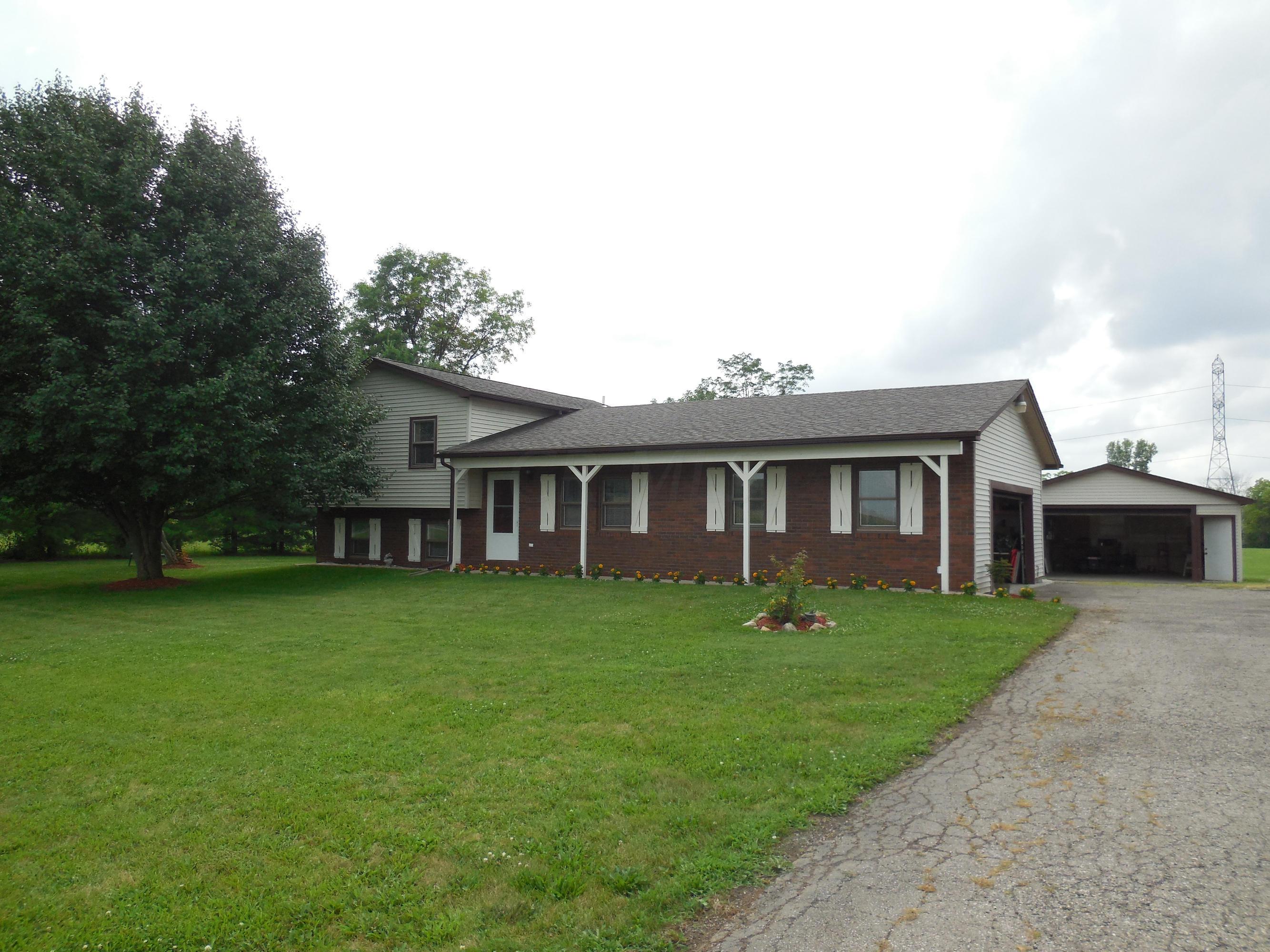 657 Alton Road Galloway, OH 43119 - Photo 1 of 40 Gallery Image 1