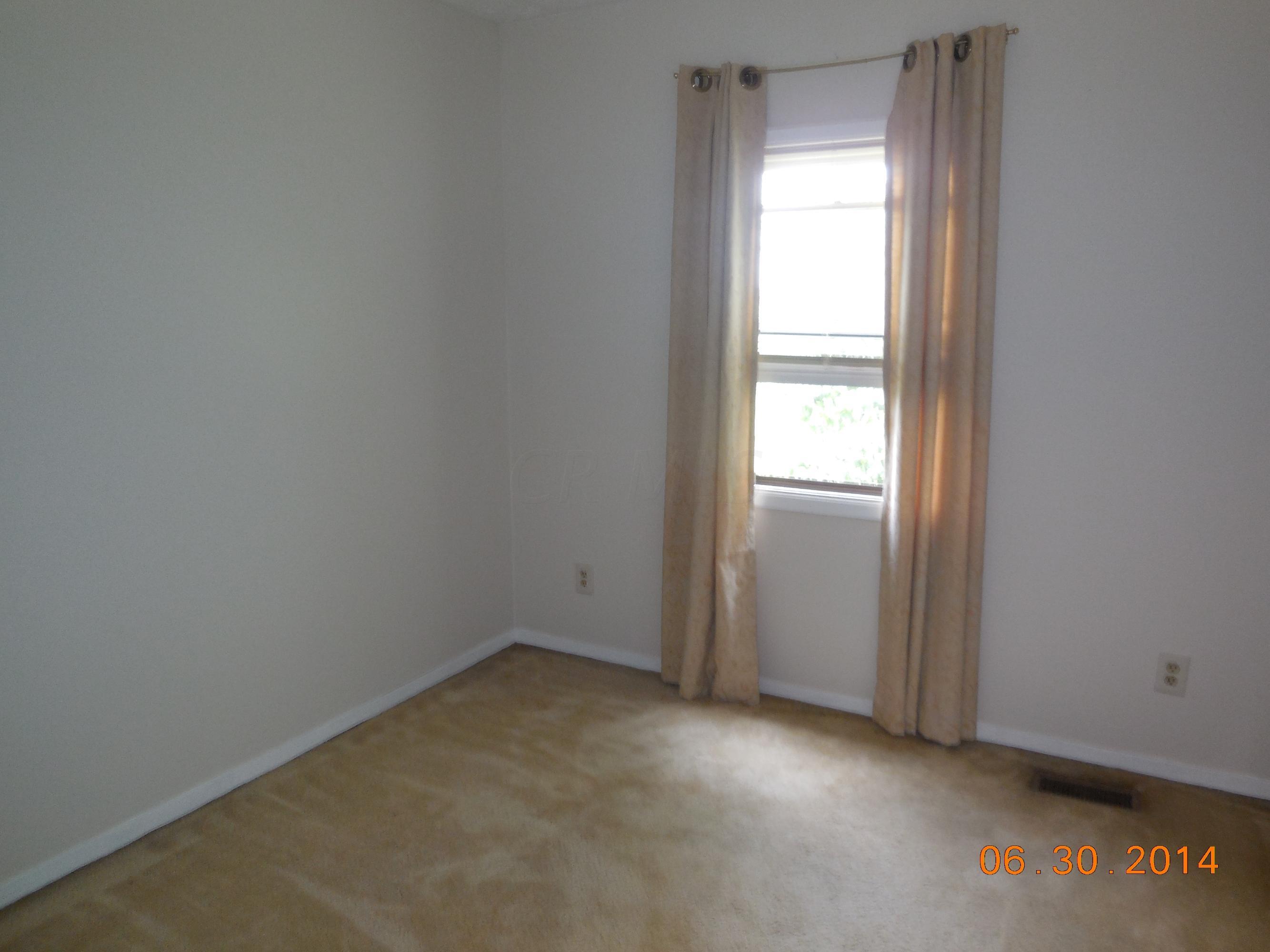 657 Alton Road Galloway, OH 43119 - Photo 16 of 40 Gallery Image 16