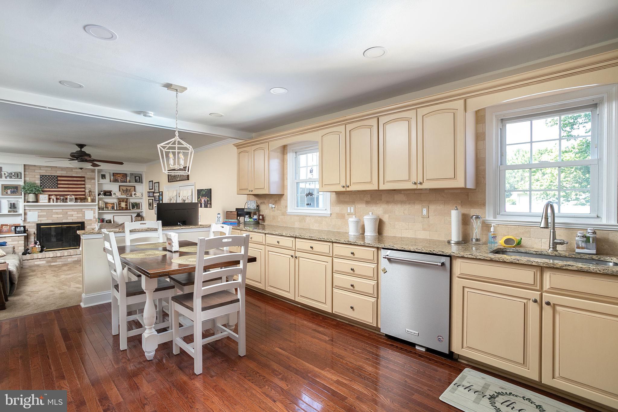 9 Ford Drive Hamilton, NJ 08690 - Photo 11 of 30