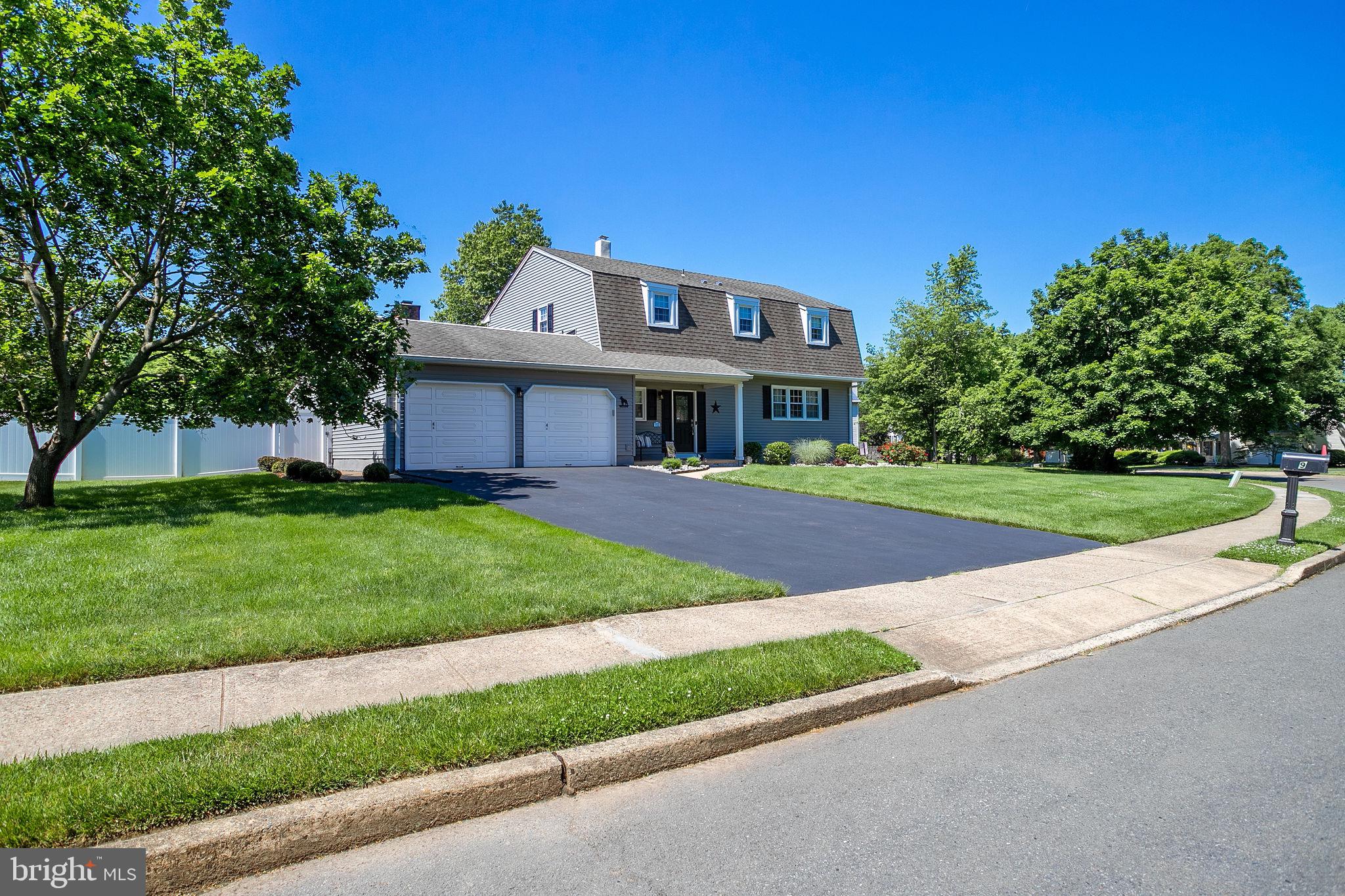 9 Ford Drive Hamilton, NJ 08690 - Photo 2 of 30