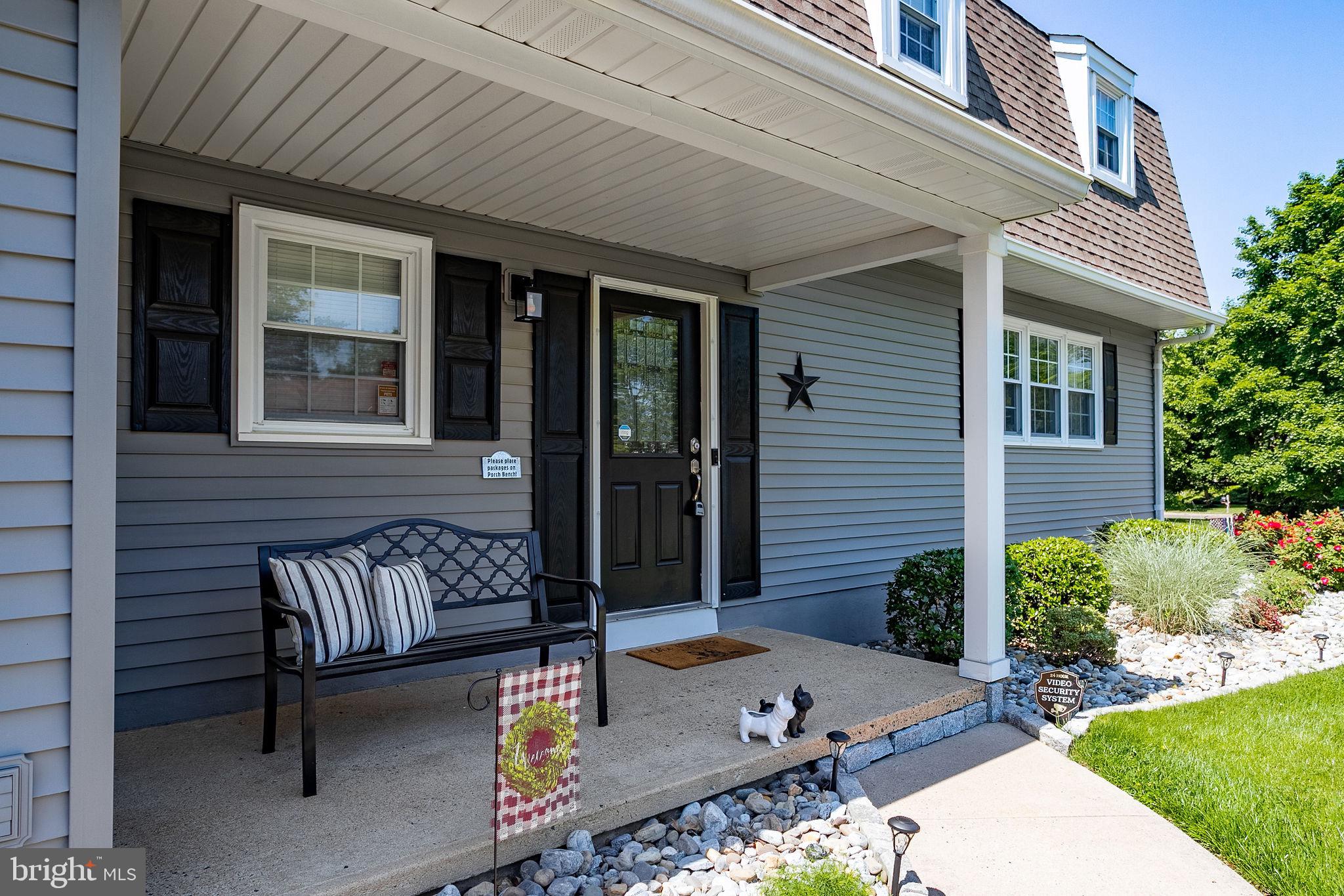 9 Ford Drive Hamilton, NJ 08690 - Photo 3 of 30