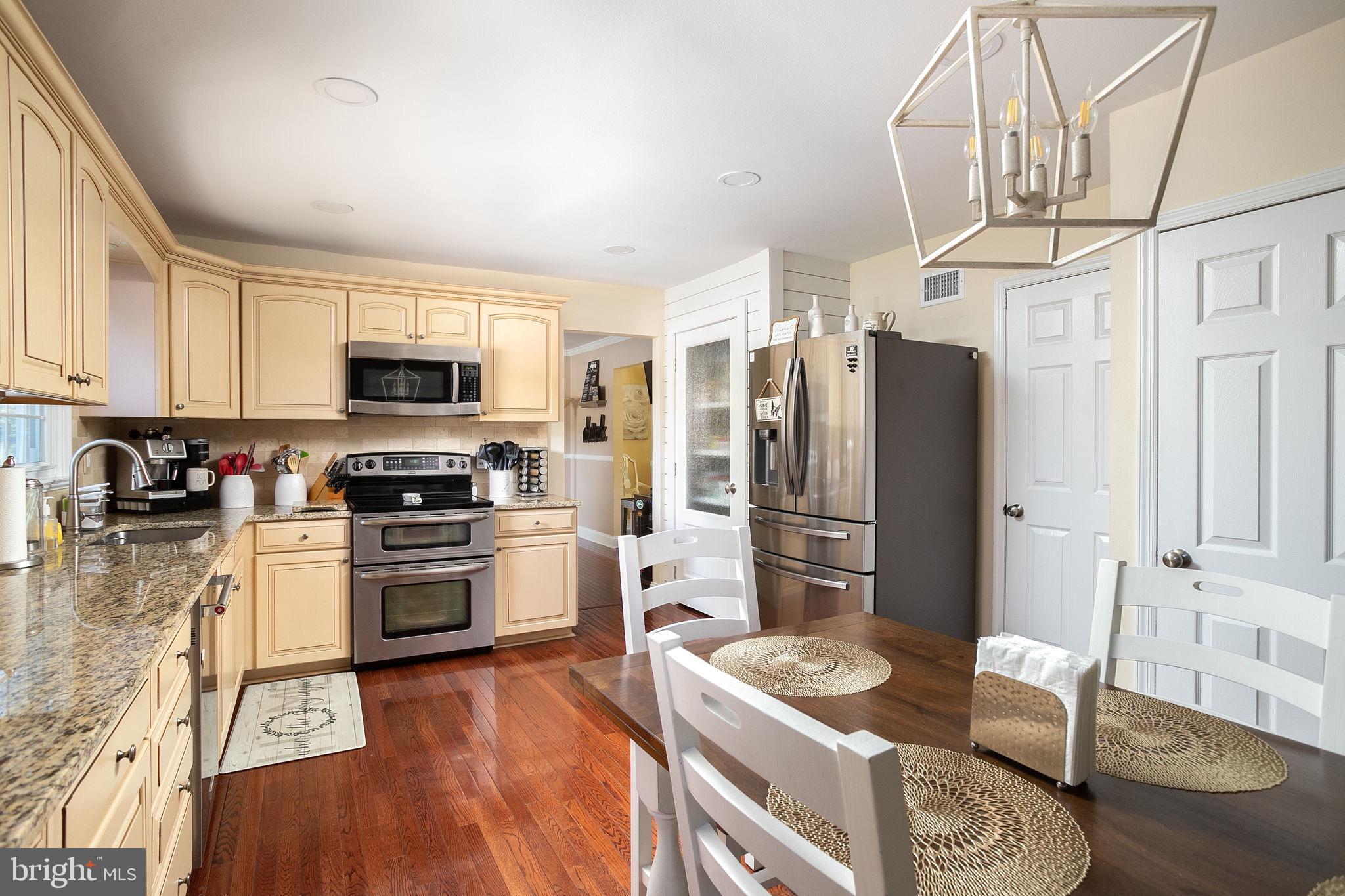 9 Ford Drive Hamilton, NJ 08690 - Photo 10 of 30