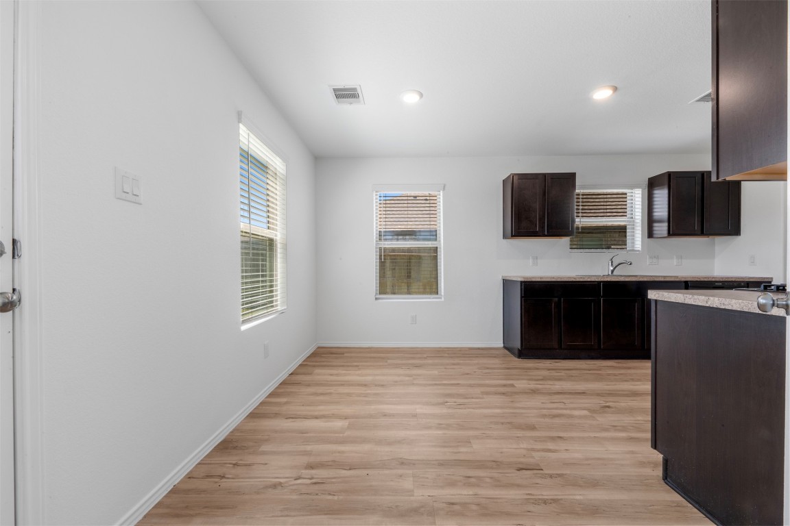 14602 Broadbury Pond Road Rosharon, TX 77583 - Photo 10 of 22